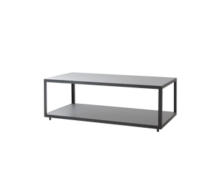 Level outdoor rectangular coffee table