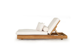 Magnolia Outdoor Sunlounger